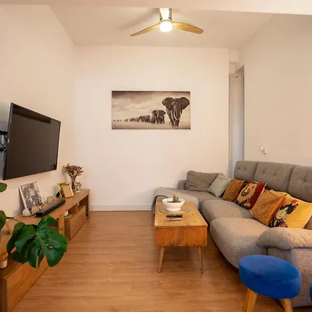Con Terraza Y Bano Privado Y Comodidades Compartidas Valencia